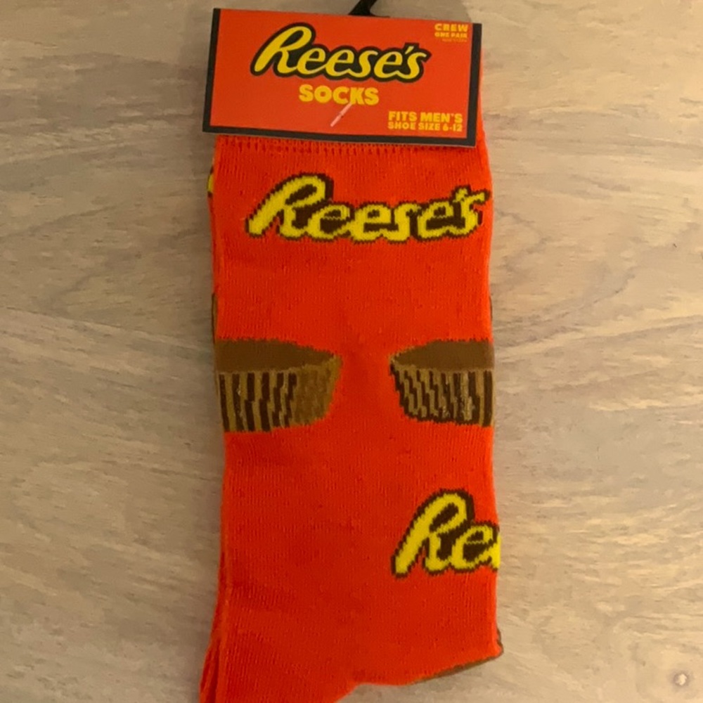 Reese’s Men’s Novelty Socks - NWT